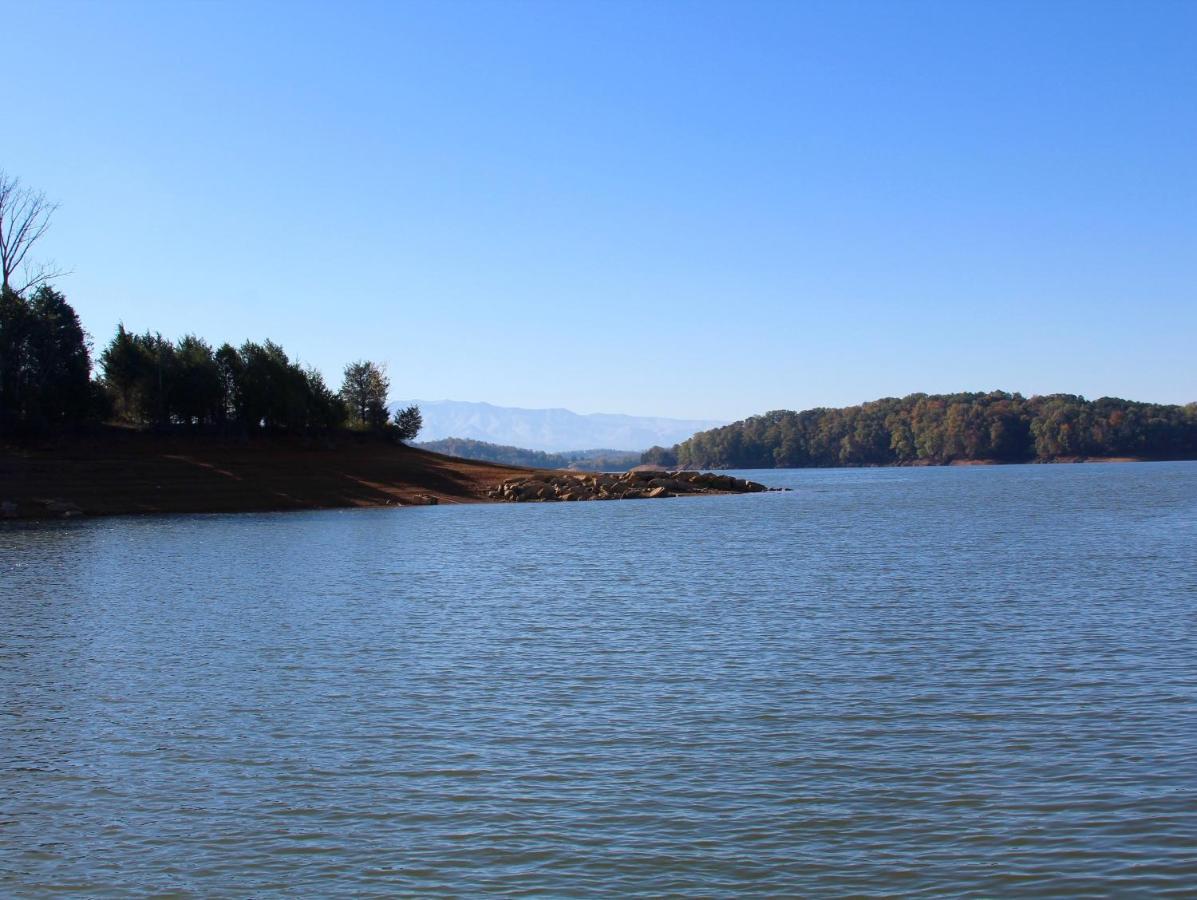 Bear View Chalet, 3 Bedroom, Pool, Pets, Arcades, Wifi, Hot Tub, Sleeps 12 Гатлинбург Экстерьер фото