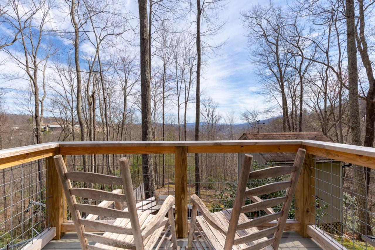 Bear View Chalet, 3 Bedroom, Pool, Pets, Arcades, Wifi, Hot Tub, Sleeps 12 Гатлинбург Экстерьер фото